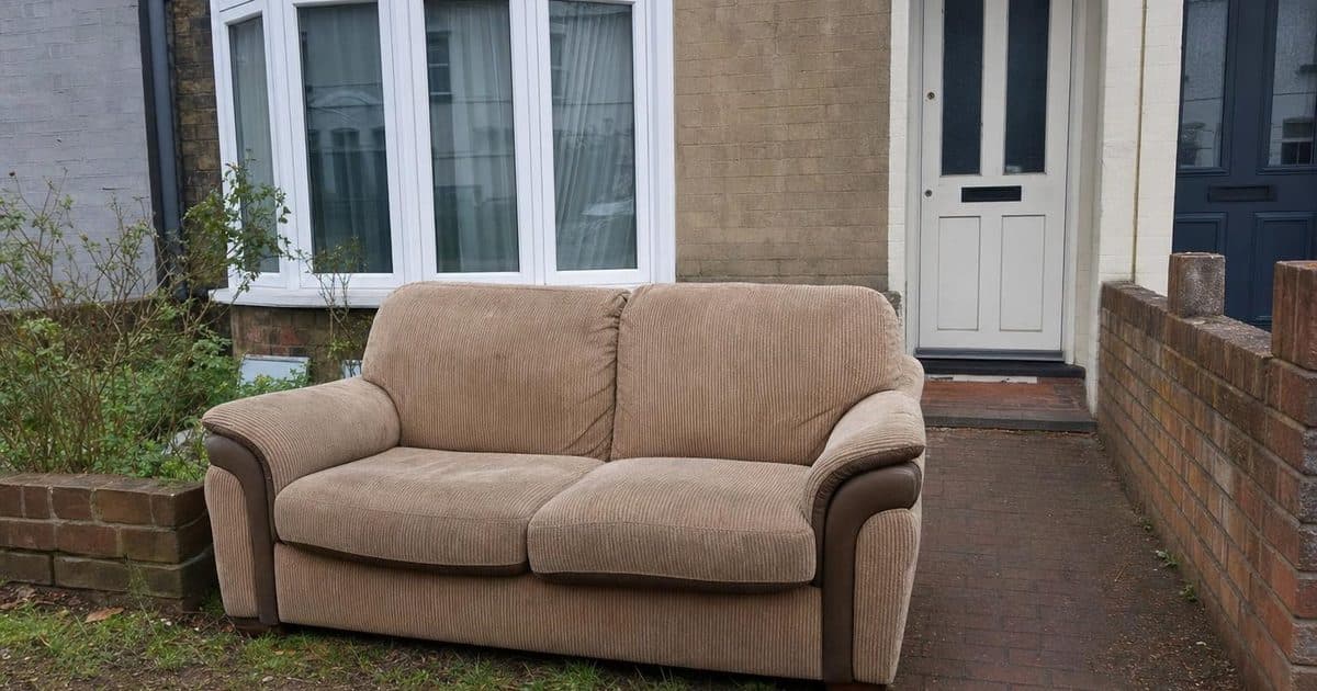 Sofa disposal in Watford: council collection, tip rules and alternatives